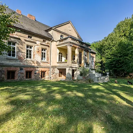 公寓 Im Landschloss *