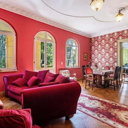 Apartment Im Landschloss *