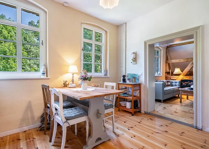 Im Landschloss Daire